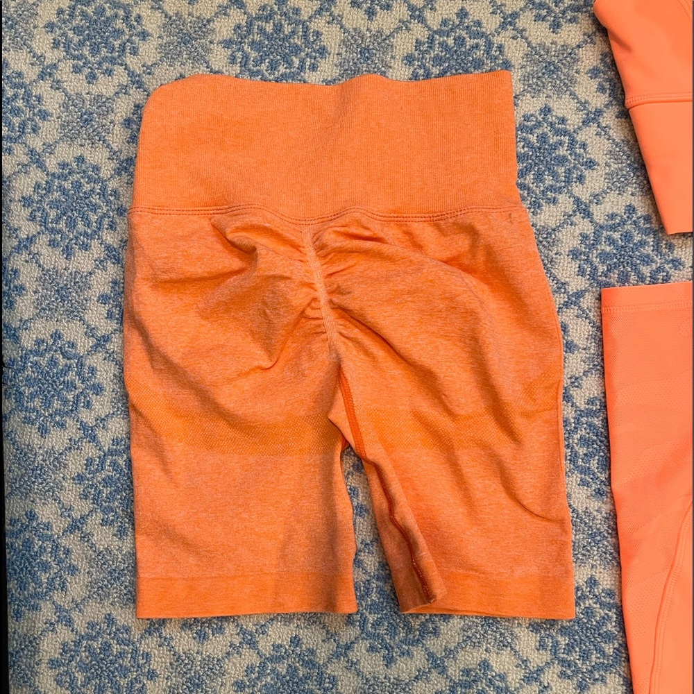 Workout set bundle - Picture 2 of 3